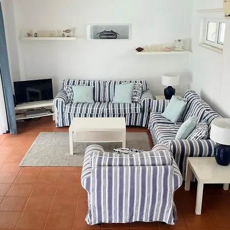 Mar Prainha Com Piscina Alvor