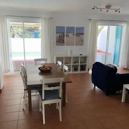Mar Prainha Com Piscina Villa